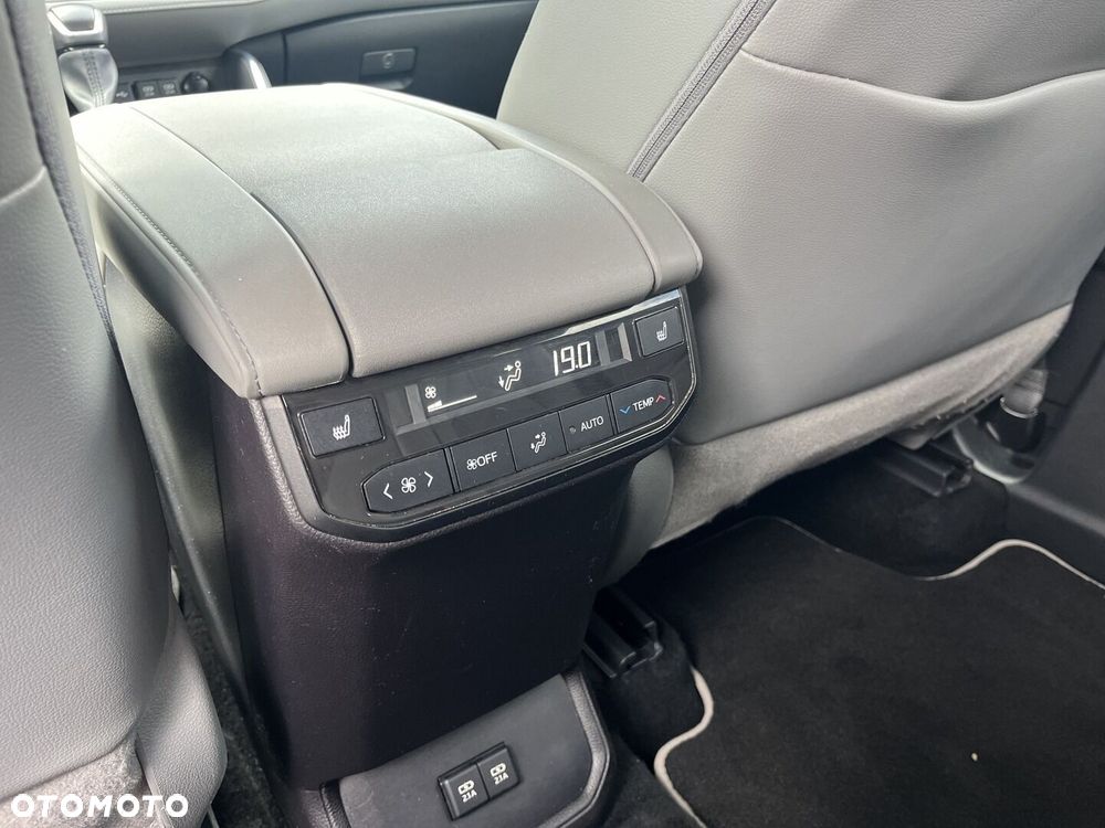 Toyota Highlander - 14