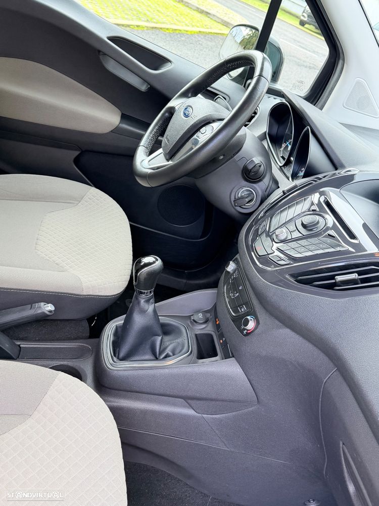 Ford Tourneo Courier 1.6 TDCi Titanium - 8