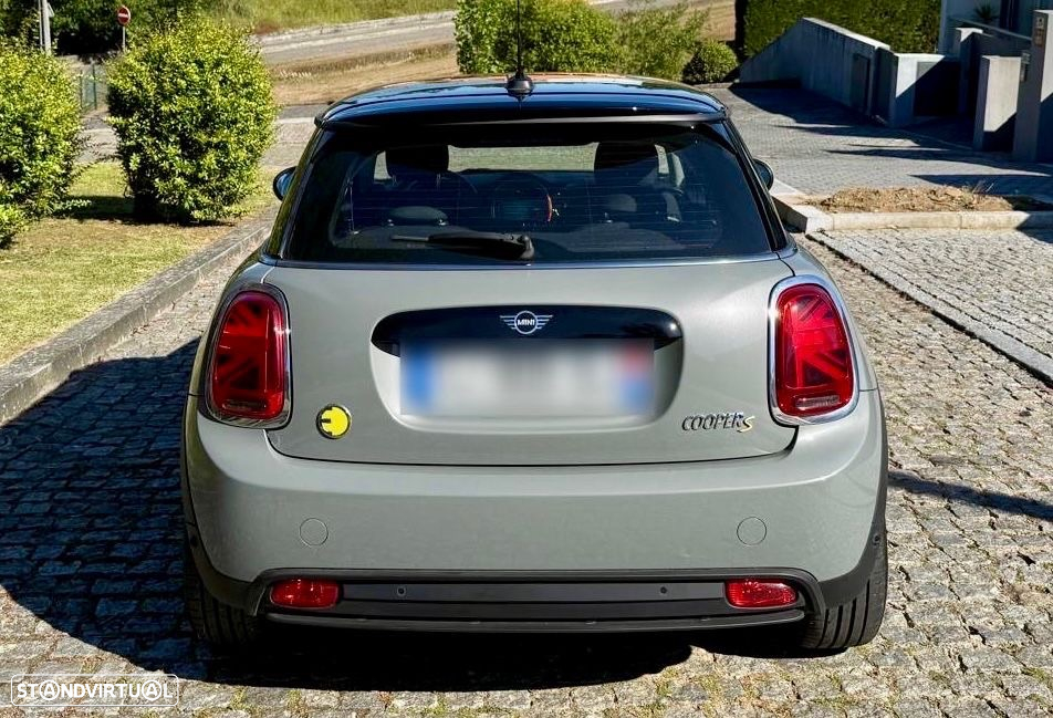 MINI 3 Portas Cooper E Classic S - 14