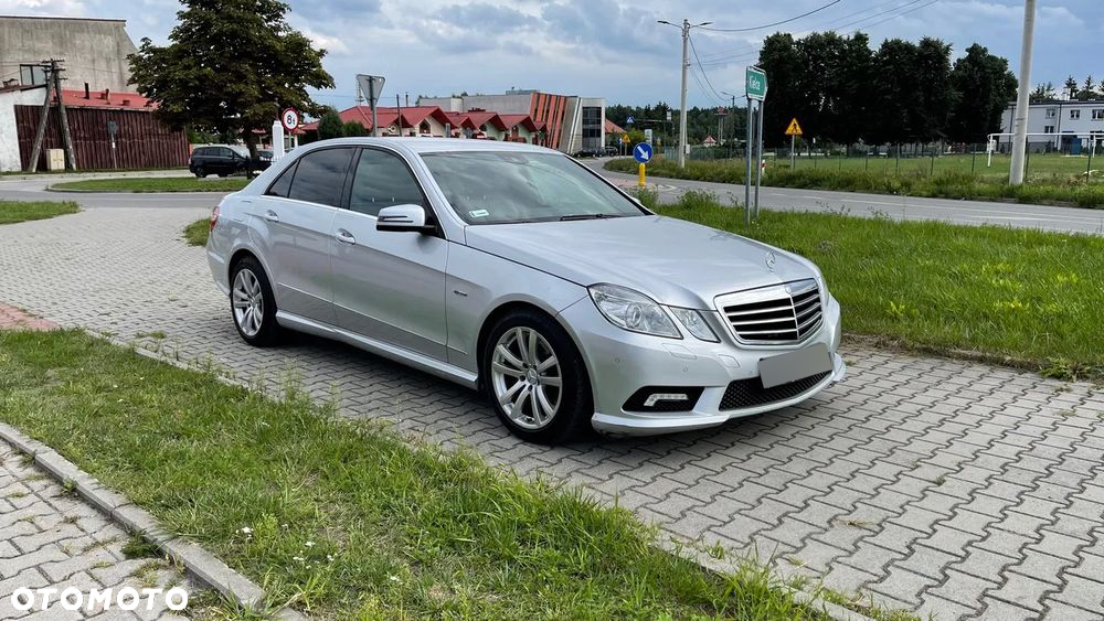 Mercedes-Benz Klasa E 220 CDI BlueEff Avantgarde - 2