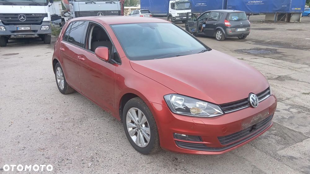 Volkswagen Golf 2.0 TDI BlueMotion Technology Edition - 2