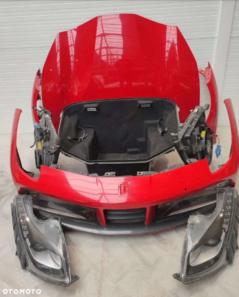 Ferrari 488 GTB zderzak maska blotnik lampy przod chlodnice - 4
