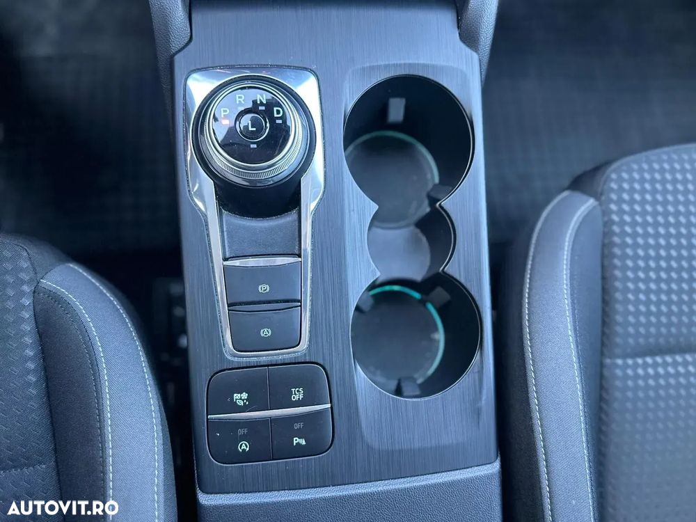 Ford Focus 1.0 EcoBoost Connected - 25