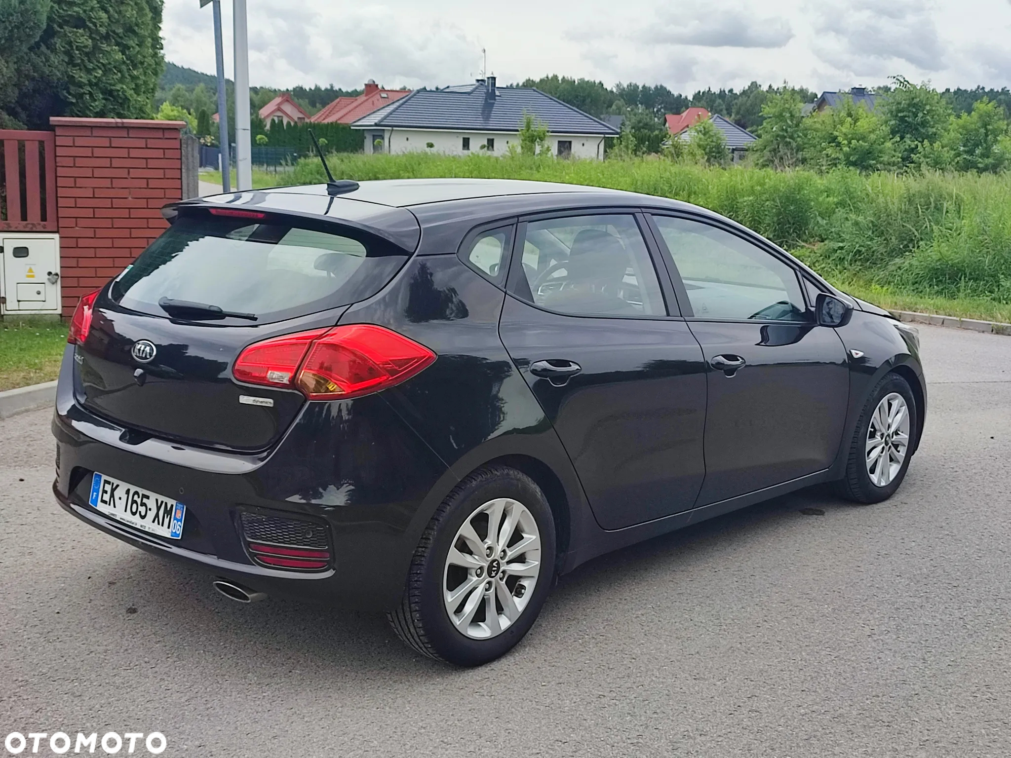 Kia Ceed 1.6 CRDi 136 DCT ISG Platinum Edition - 3