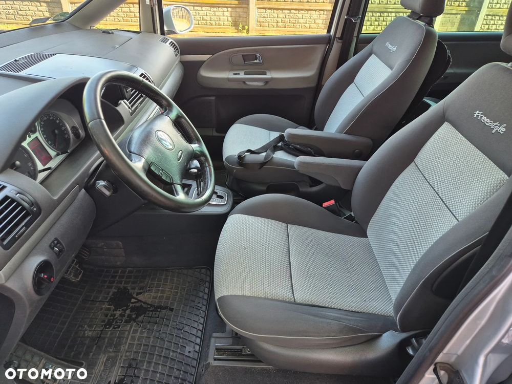 Volkswagen Sharan 1.9 TDI Automatik Freestyle - 9