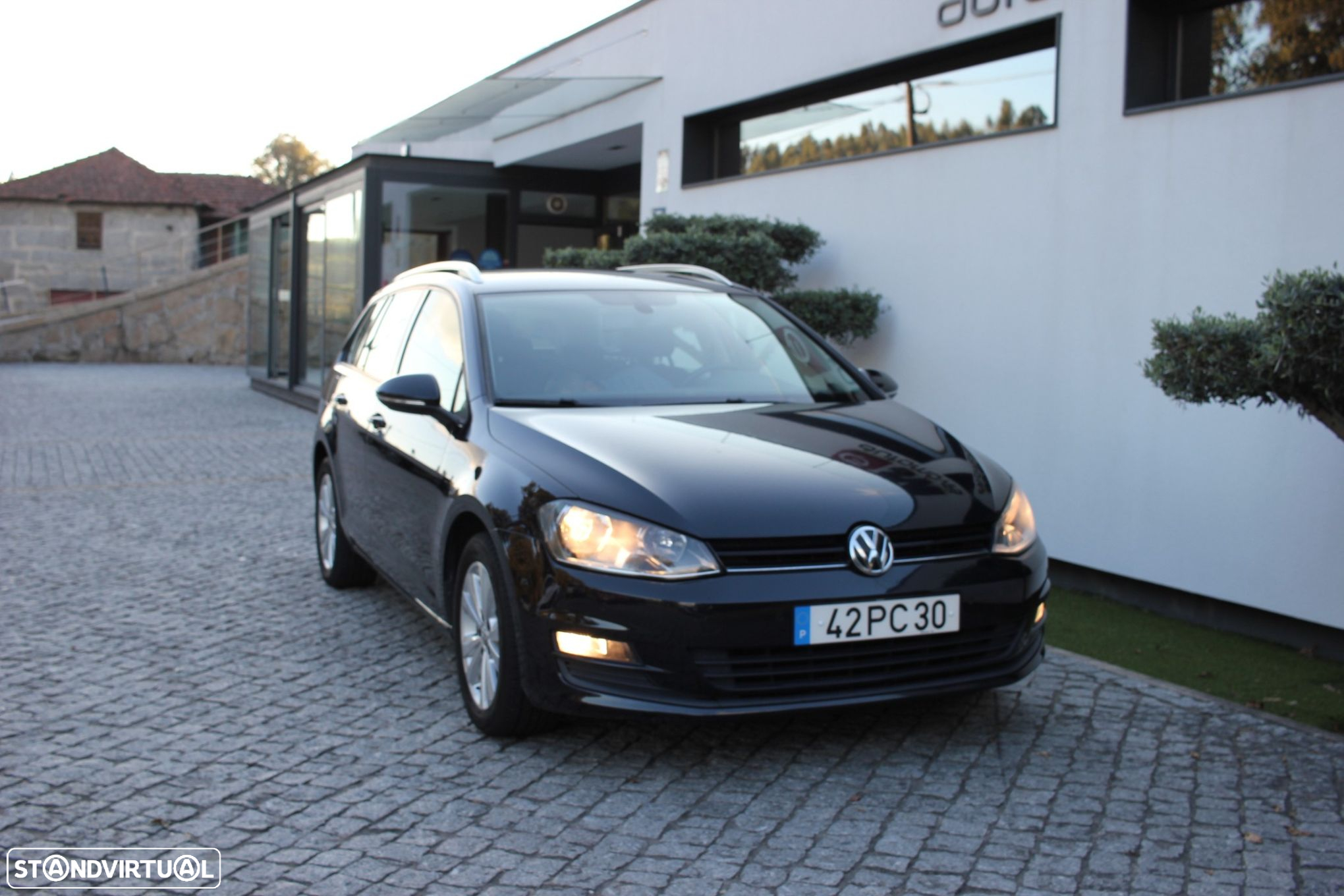 VW Golf Variant 1.6 TDi Confortline - 6