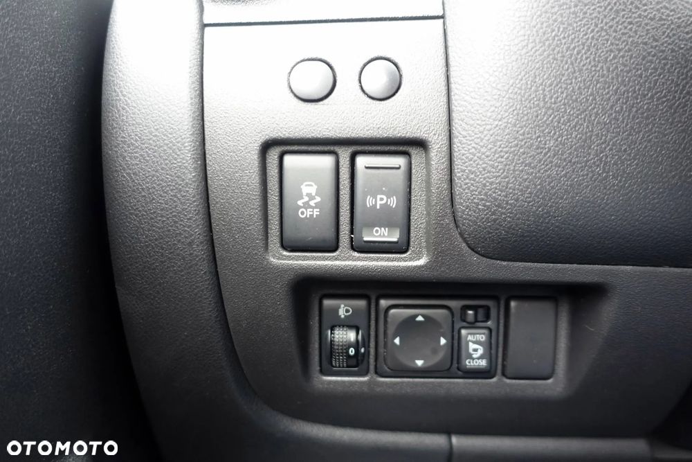 Nissan Micra 1.2 30 Jahre Edition - 22