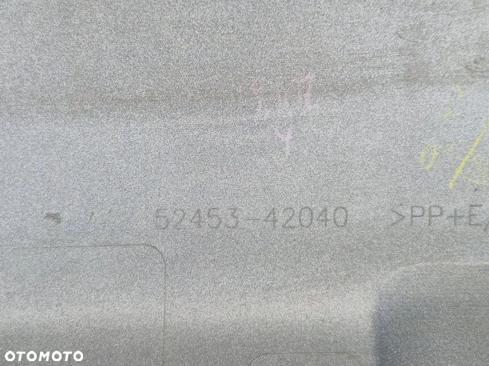 ZDERZAK TYŁ TOYOTA RAV 4 V - 8