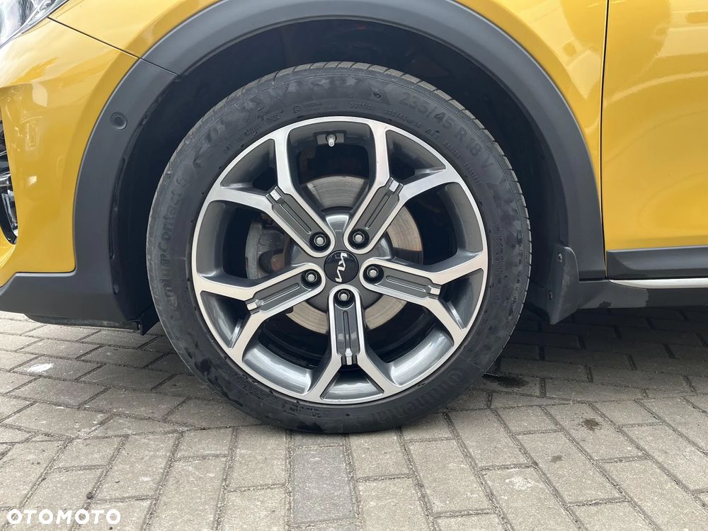 Kia XCeed 1.5 T-GDI Business Line DCT - 18