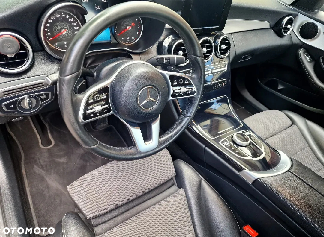 Mercedes-Benz Klasa C 180 9G-TRONIC - 19