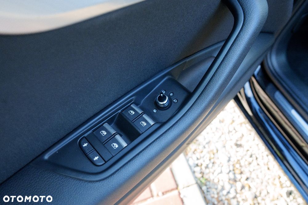 Audi A4 Limousine 2.0 TDI S tronic sport - 14