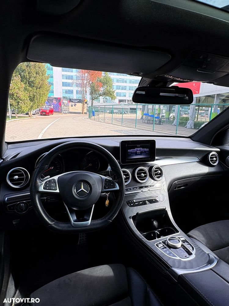 Mercedes-Benz GLC 220 d 4MATIC - 12