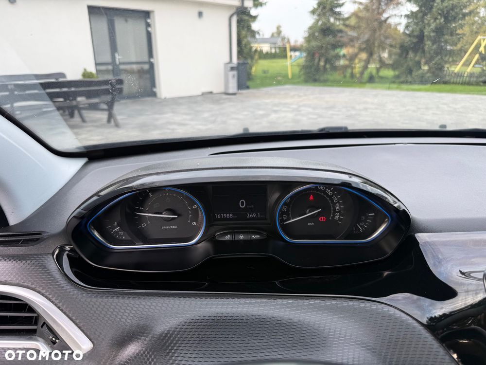 Peugeot 2008 e-HDi FAP 115 STOP & START Allure - 19