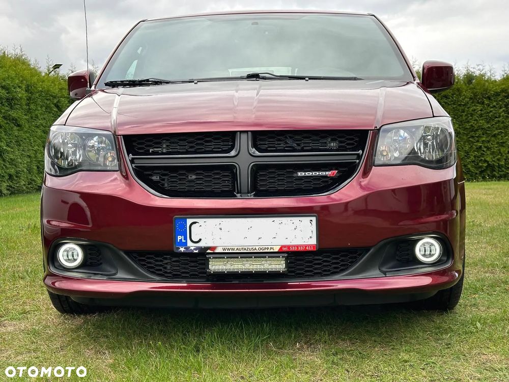 Dodge Grand Caravan 3.6 R/T - 14