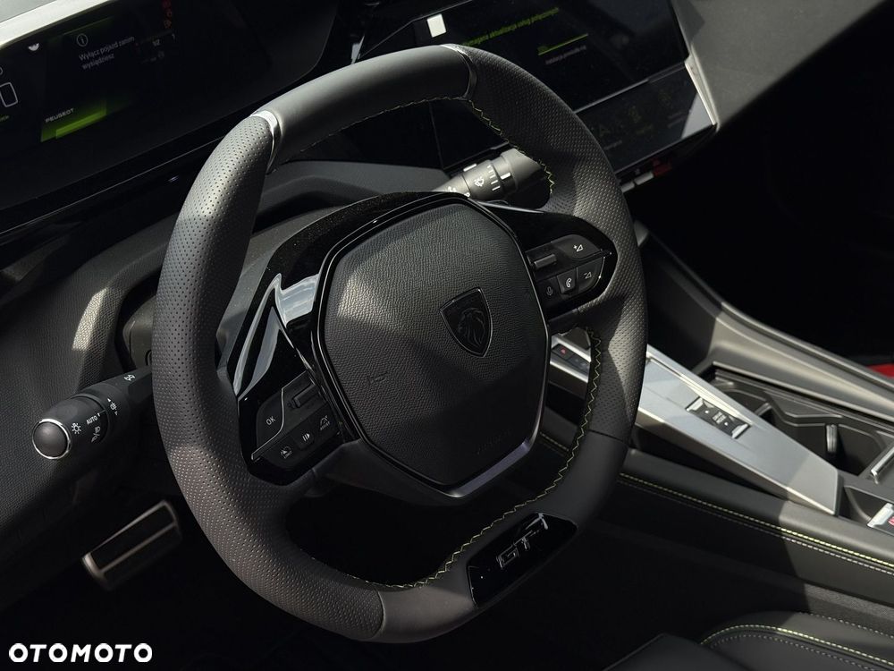 Peugeot 408 - 11