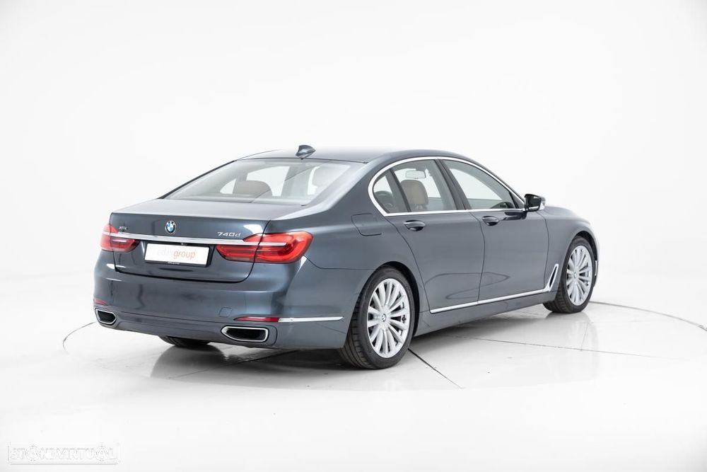 BMW 740 - 4