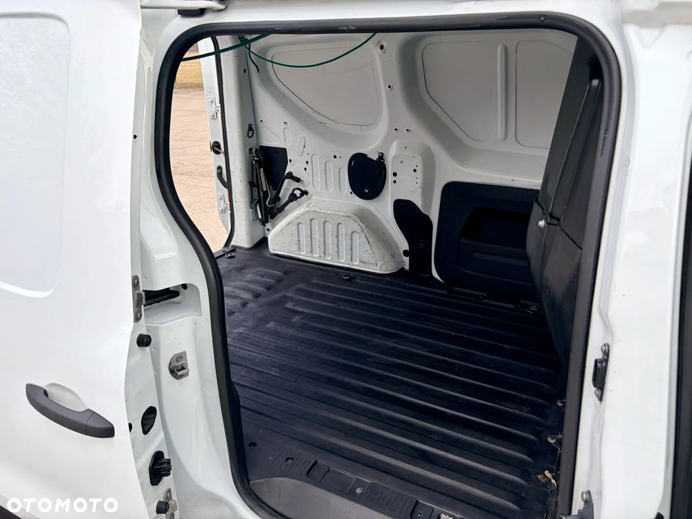 Renault EXPRESS - 24