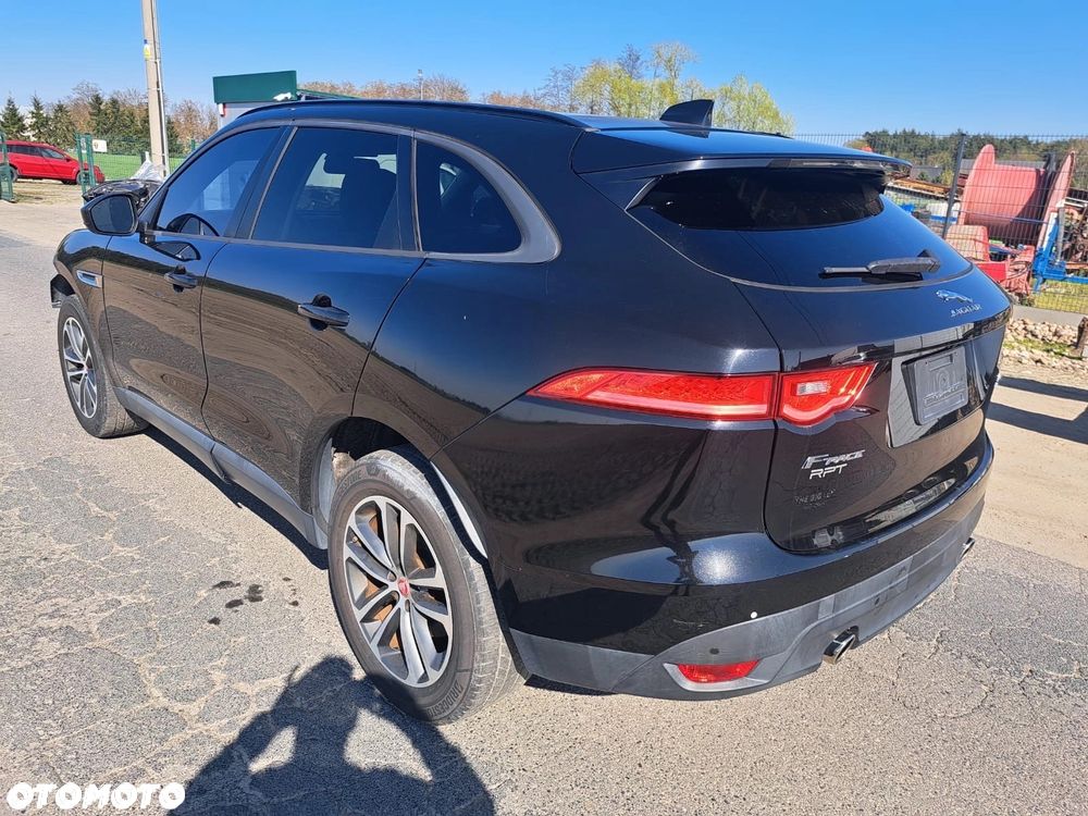 Jaguar F-Pace - 2