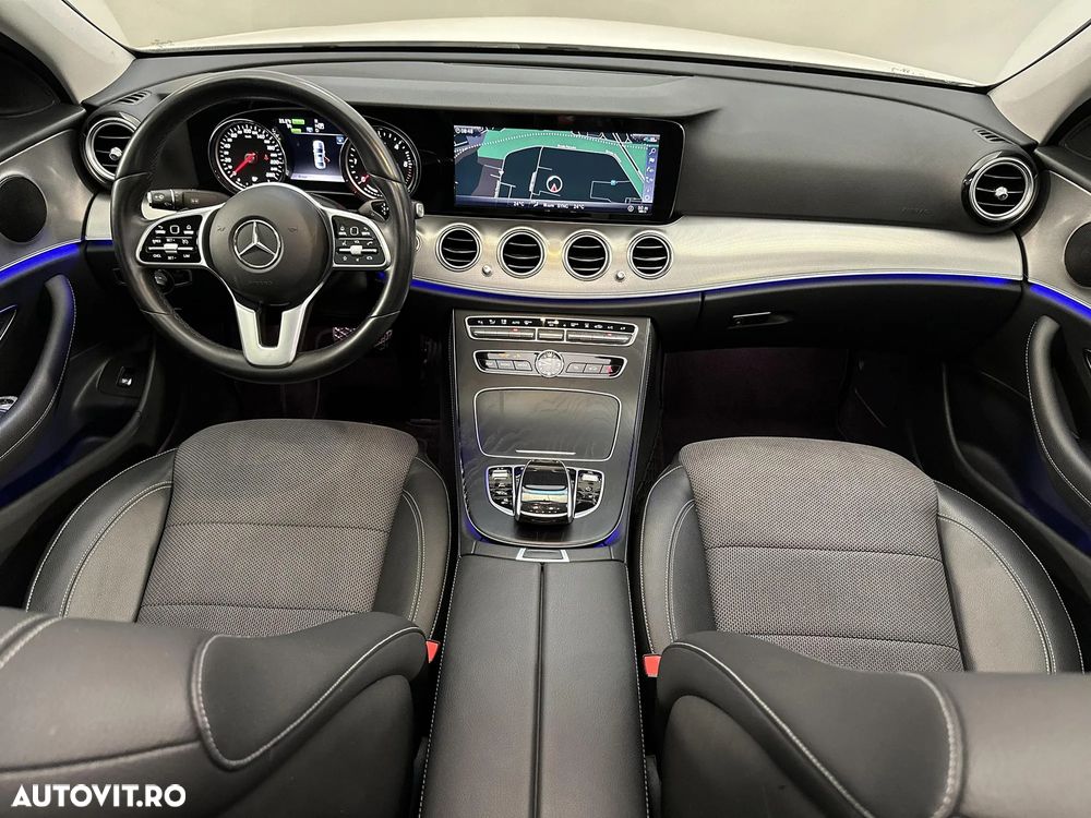 Mercedes-Benz E 300 de 4MATIC Aut. - 9