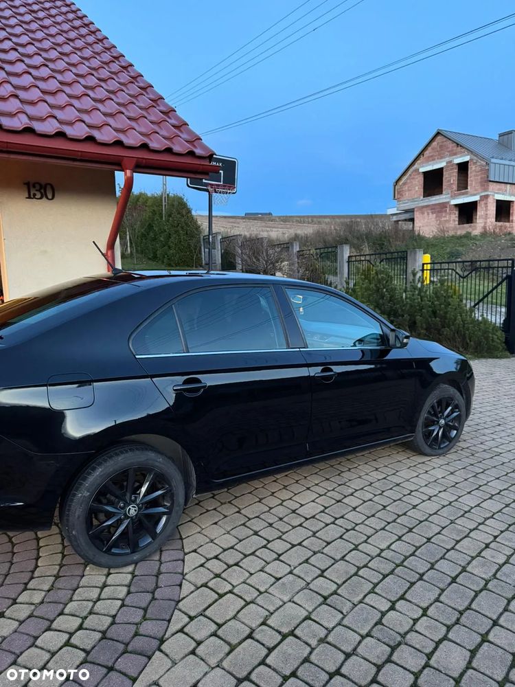 Skoda RAPID 1.0 TSI Style - 4