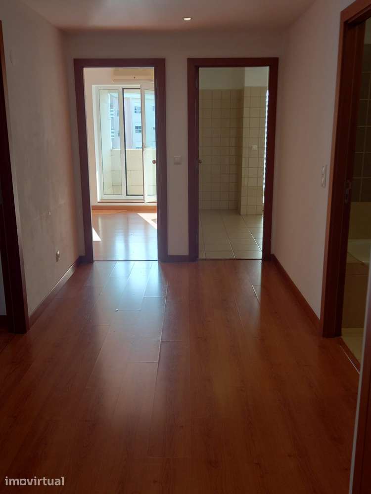 Vendo Excelente T2 - Alta de Lisboa - Colina de Sao Gonçalo - 8º Andar - Grande imagem: 2/29