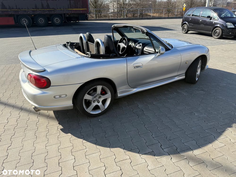 Mazda MX-5 1.9i 16V - 19
