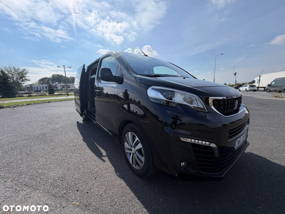 Peugeot Traveller L2 2.0 EAT8 Business VIP - 3