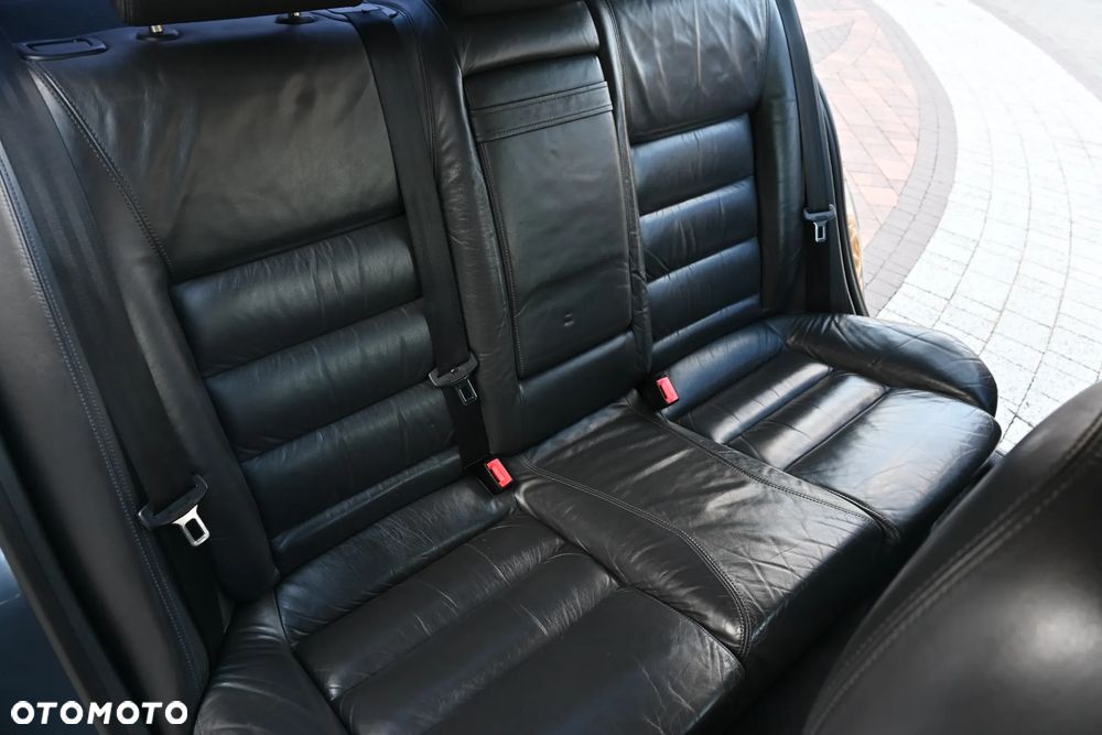 Skoda Superb 2.0 TDI DPF Prestige - 37