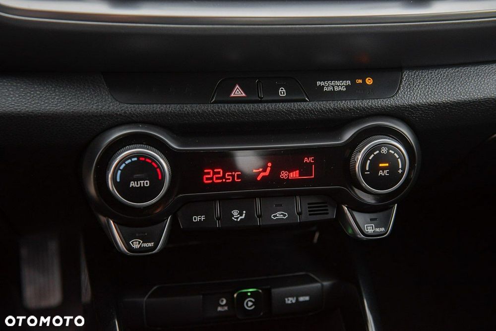 Kia Stonic 1.6 CRDi SCR XL - 24