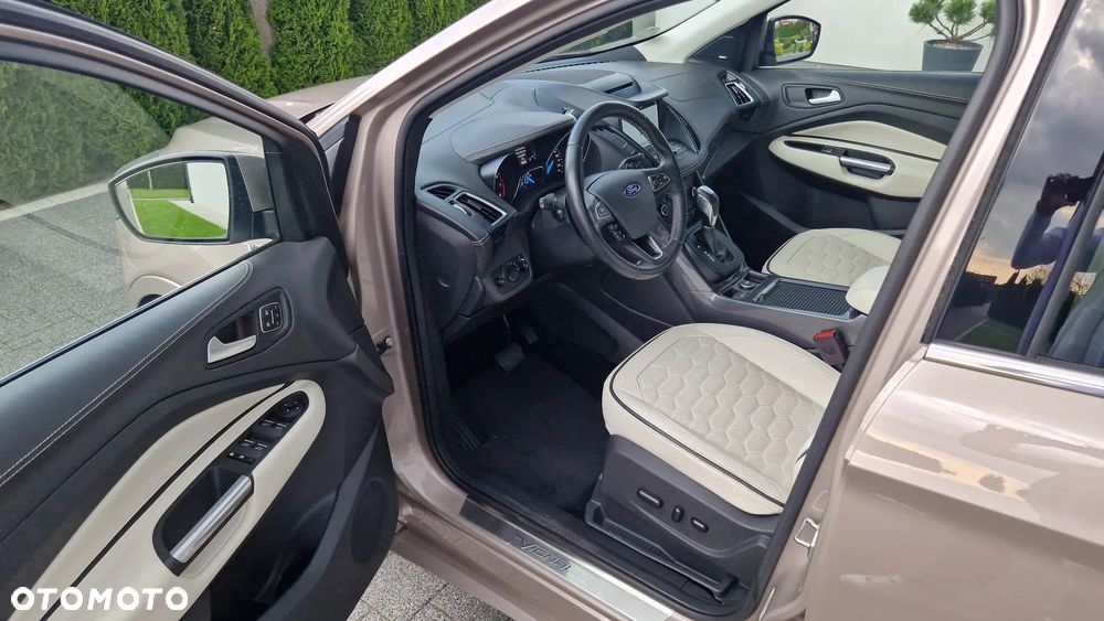 Ford Kuga 1.5 EcoBoost 4x4 Vignale - 8