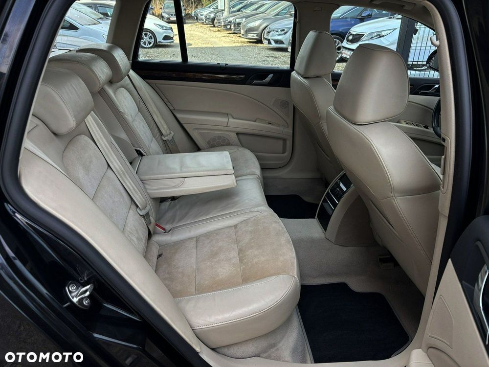 Skoda Superb 2.0 TDI Elegance DSG - 24