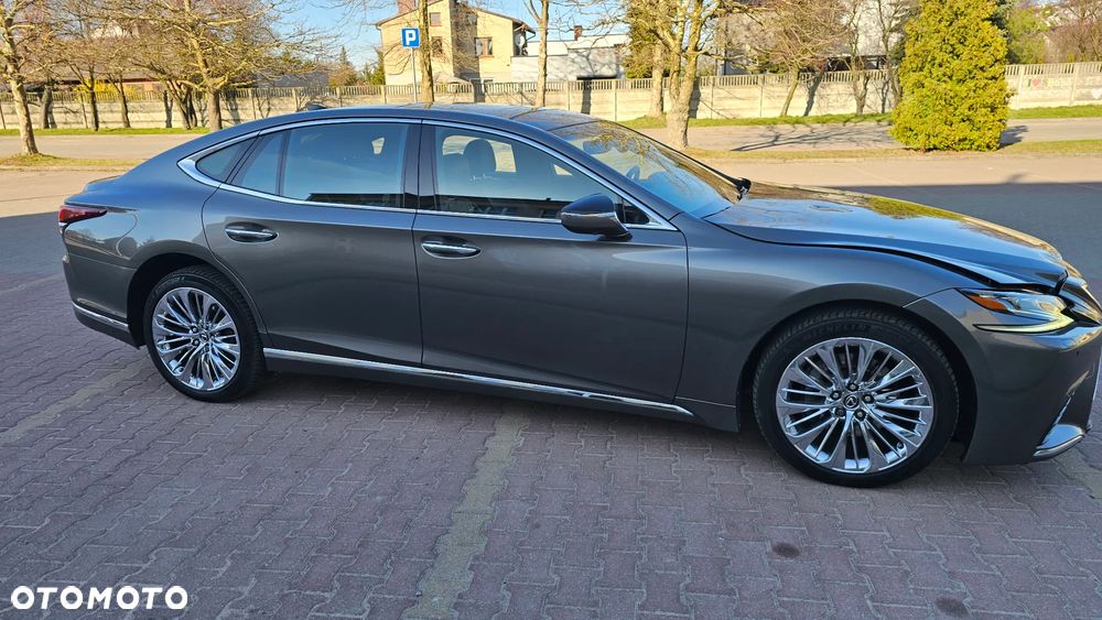 Lexus LS 500 Prestige AWD - 3