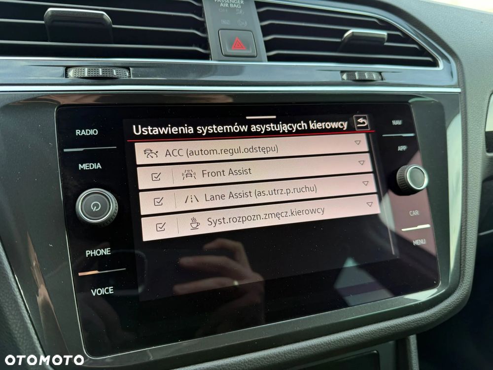 Volkswagen Tiguan 2.0 TDI SCR 4Mot Elegance DSG - 31