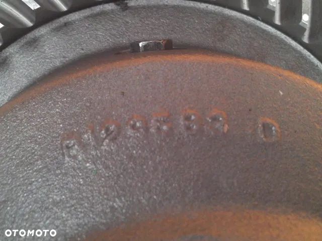 Dyferencjał tył John Deere 7720 - 4