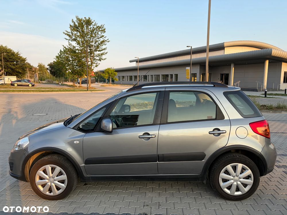 Suzuki SX4 1.6 Comfort 4WD - 14
