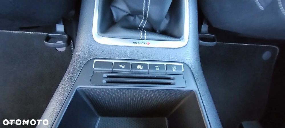 Volkswagen Tiguan 2.0 TDI DPF 4Motion Cup Sport & Style - 15