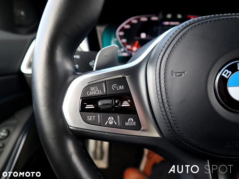 BMW Seria 3 M340i xDrive sport - 22