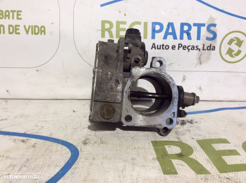 Corpo de borboleta Toyota Corolla E12 2.0 D4D - 4