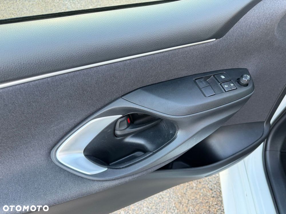 Toyota Yaris Hybrid 1.5 Comfort - 26