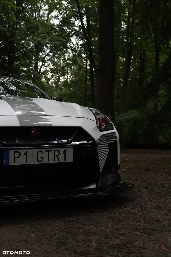Nissan GT-R Track Edition - 16