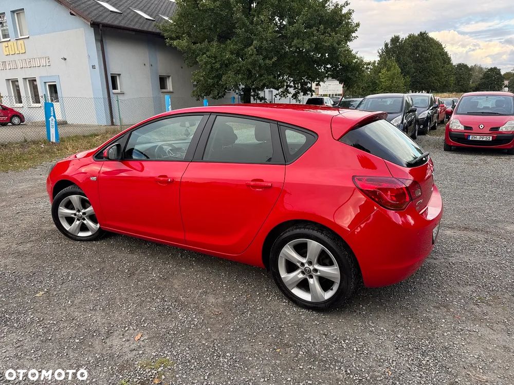 Opel Astra - 6