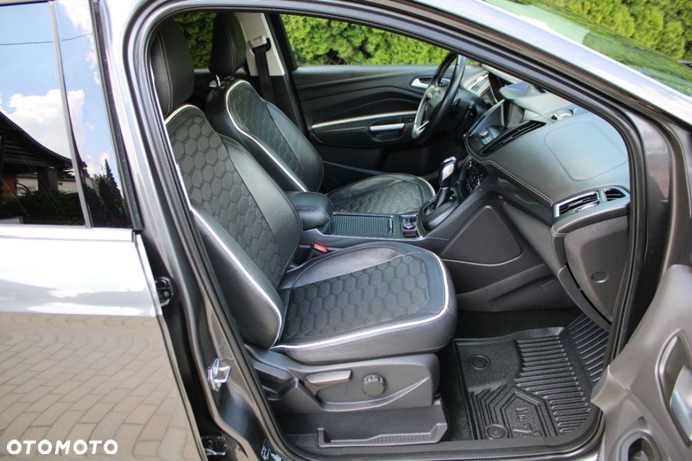 Ford Kuga Vignale 2.0 TDCi AWD - 12