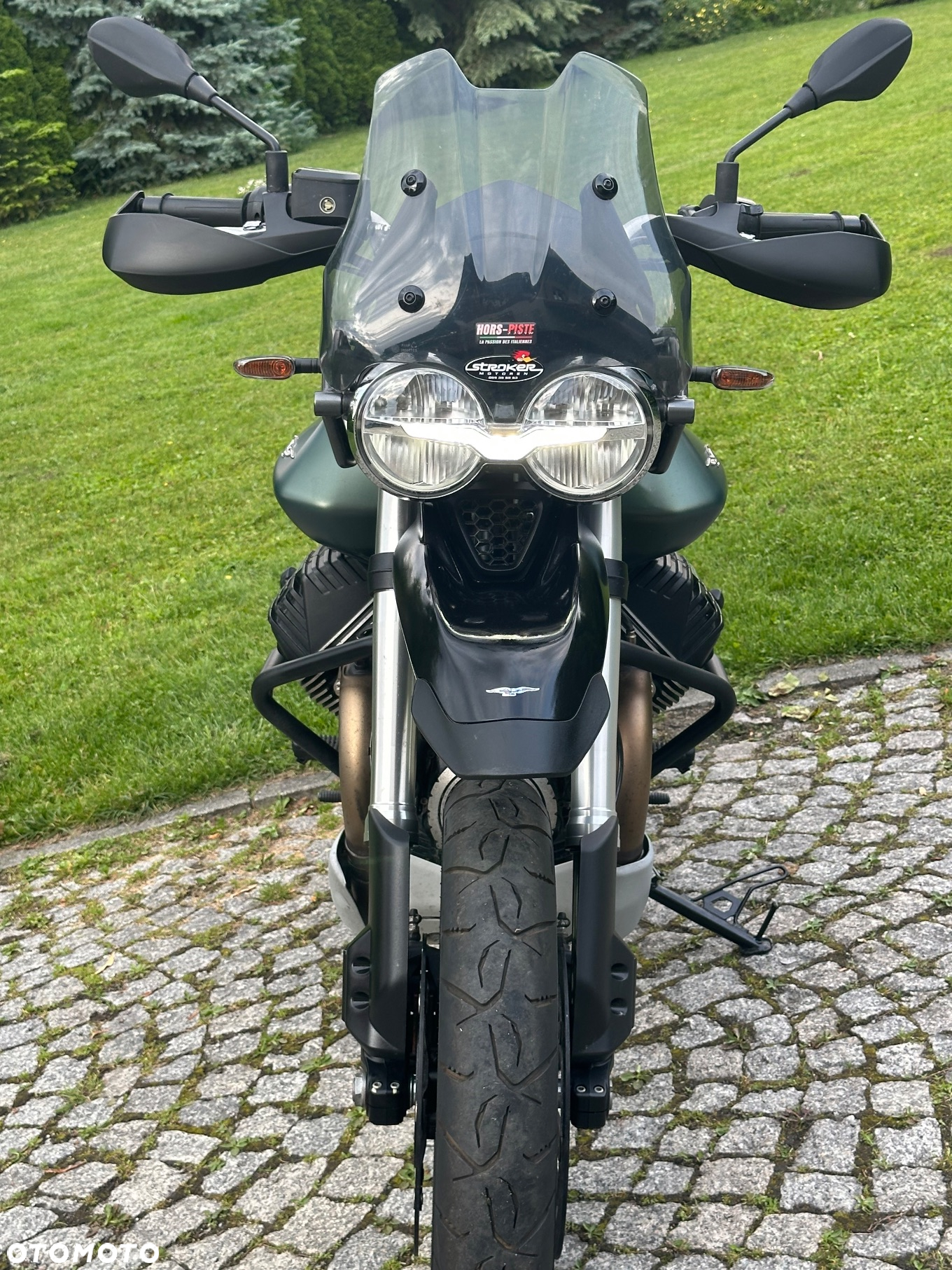 Moto Guzzi V85 - 10