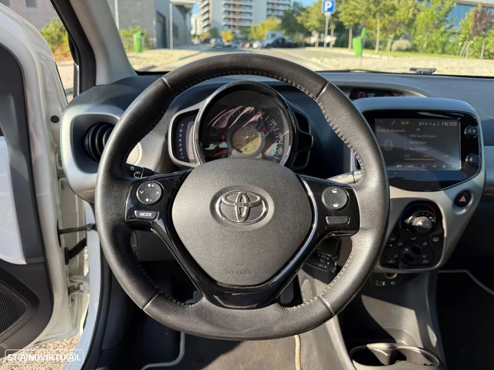 Toyota Aygo 1.0 X-Play+AC+X-Touch - 12
