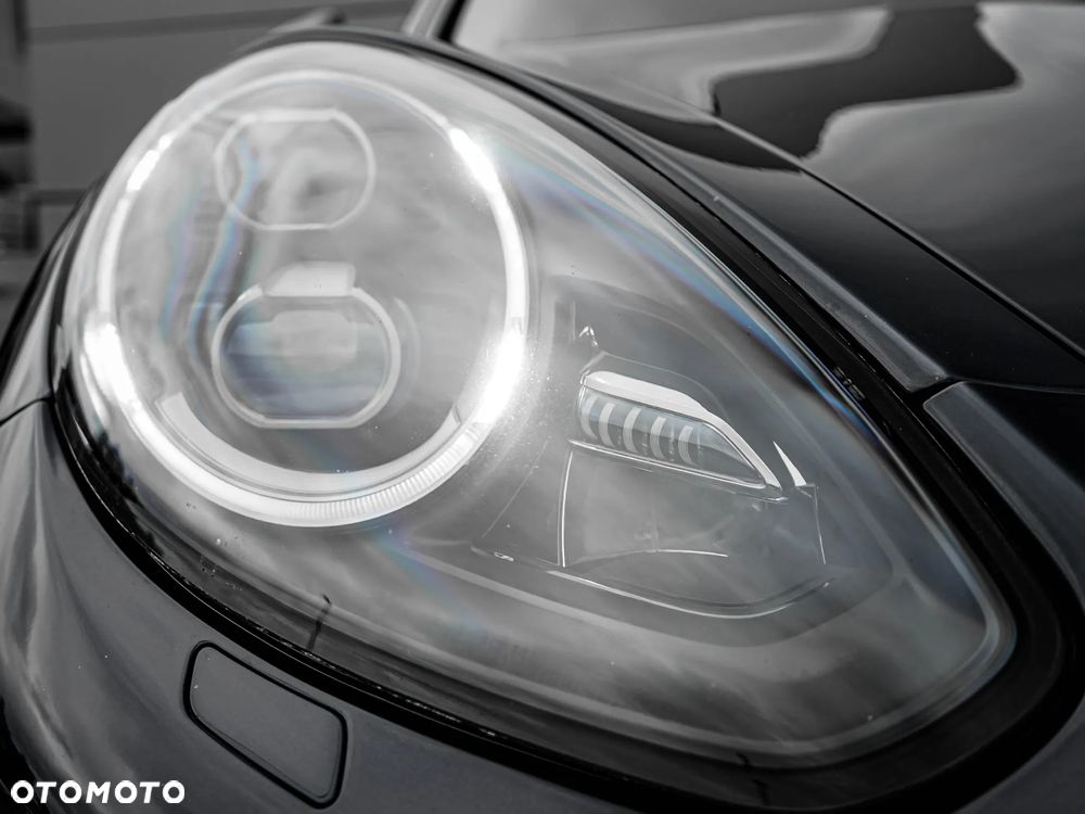 Porsche Panamera - 7