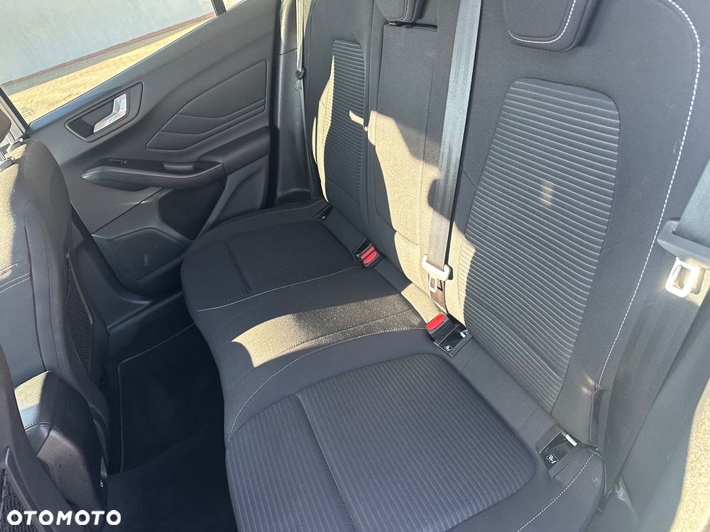 Ford Focus - 16
