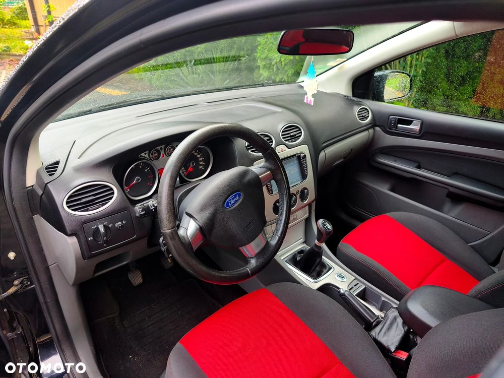 Ford Focus 1.6 Ti-VCT Trend - 19