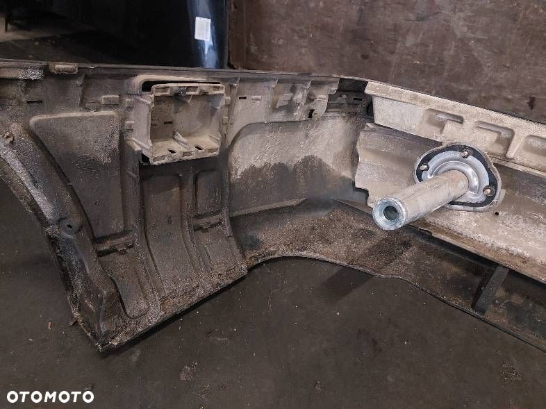 ZDERZAK LAMPY KLAPA BMW E39 303/9 - 15