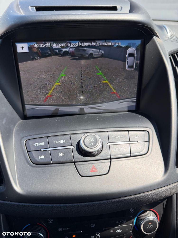 Ford Kuga - 33