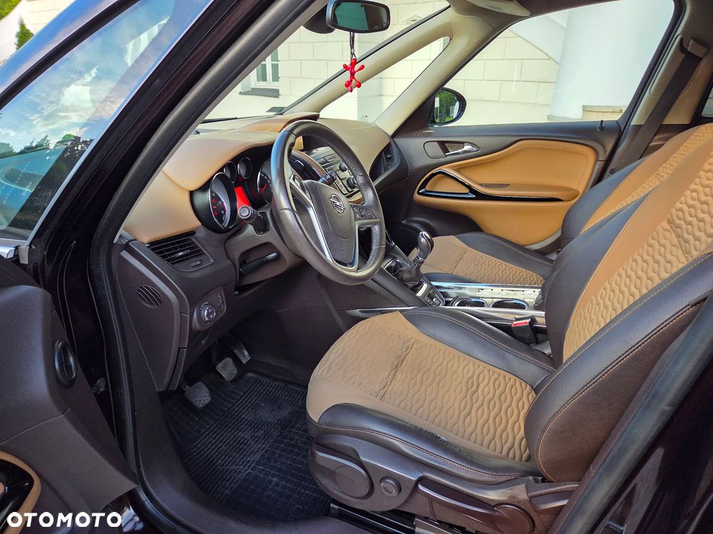 Opel Zafira 1.6 CDTI Cosmo - 2